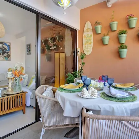 Apartment Luxurioeser Rueckzugsort Mit Direktem Meerzugang Und Pool By Interhome