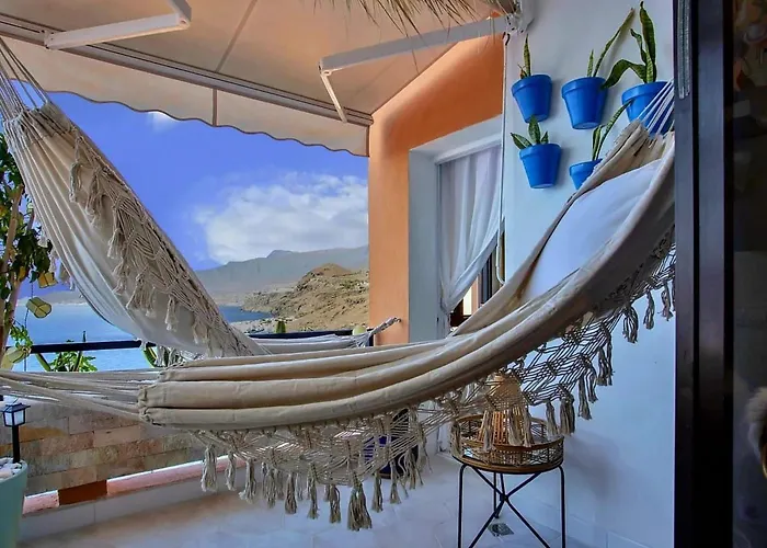 Apartment Luxurioeser Rueckzugsort Mit Direktem Meerzugang Und Pool By Interhome